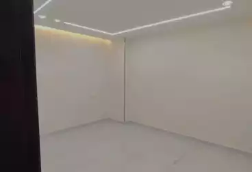 شقق للبيع - 3 غرف - بالدور 7