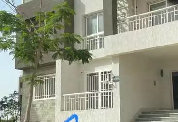 Apartments For sale - 2 rooms - floor 1