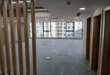 Offices For rent - 6 rooms - floor 3