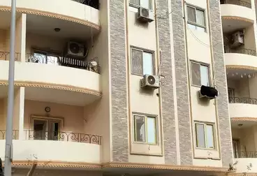 Apartments For sale - 2 rooms - floor 5