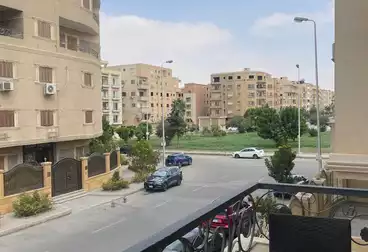 Apartments For sale - 3 rooms - floor 1