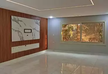 Apartments For sale - 3 rooms - floor 1