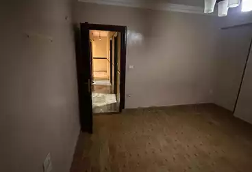 Apartments For rent - 3 rooms - floor 9