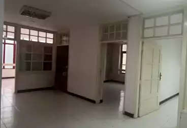 Administrative For rent - 3 rooms - floor 1