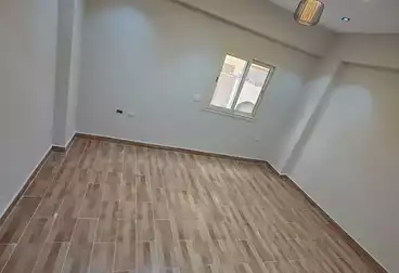 Apartments For sale - 3 rooms - floor 1