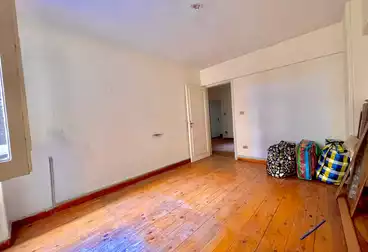 Apartments For sale - 2 rooms - floor 3