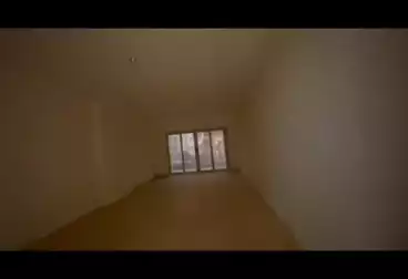 شقق للبيع - 3 غرف - بالدور 1