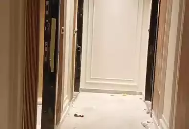 عقارات للبيع - 1 غرف - بالدور 4