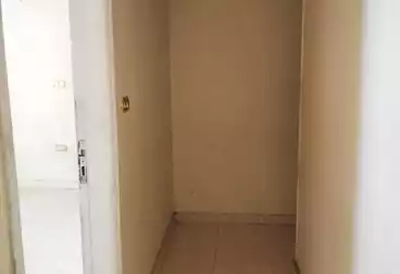 Apartments For rent - 3 rooms - floor 11