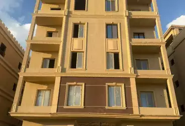 شقق للبيع - 4 غرف - بالدور 2