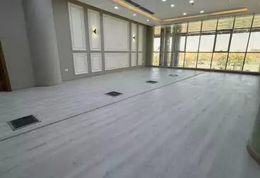 مكاتب للإيجار - 5 غرف - بالدور 2