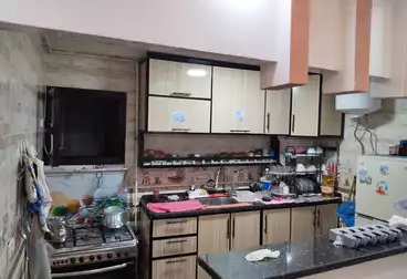 شقق للبيع - 3 غرف - بالدور 8