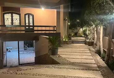 فيلا منفصلة للبيع - 4 غرف