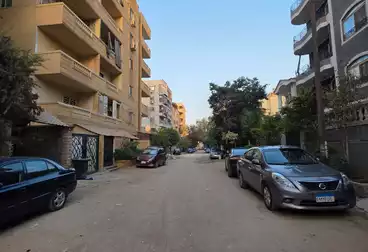 شقق للبيع - 3 غرف - بالدور 2