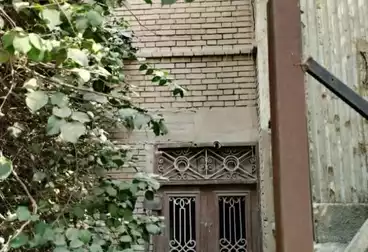 House / Home For sale - 4 rooms