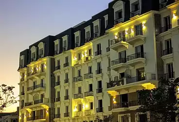 شقق للبيع - 3 غرف - بالدور 0