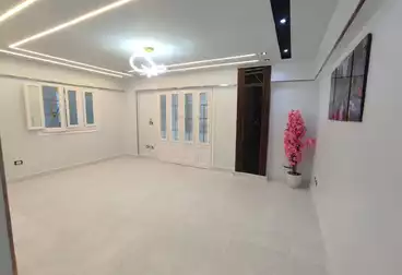 Apartments For sale - 2 rooms - floor 4