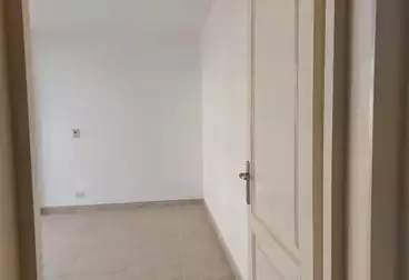 شقق للبيع - 3 غرف - بالدور 2