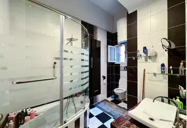 شقق للبيع - 3 غرف - بالدور 12