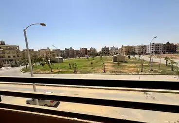 شقق للبيع - 3 غرف - بالدور 2