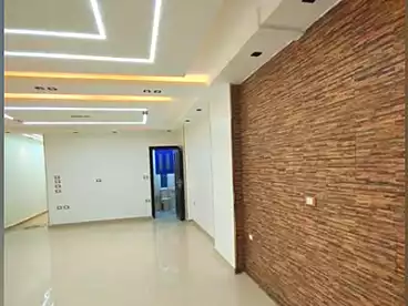 Apartments For sale - 3 rooms - floor 5