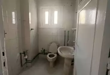 عقارات للبيع - 4 غرف - بالدور 6