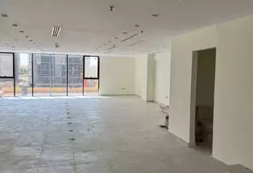 إداري للإيجار - 1 غرف - بالدور 1