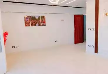 Apartments For sale - 2 rooms - floor 4