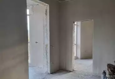 شقق للبيع - 3 غرف - بالدور 1