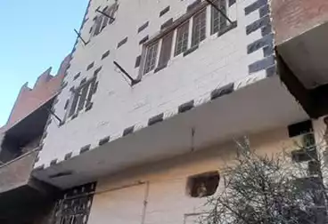 Building For sale - 3 rooms