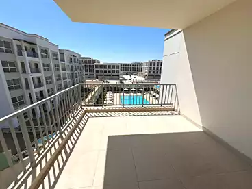 Apartments For rent - 3 rooms - floor 4