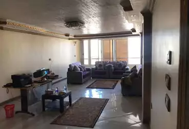 مكاتب للإيجار - 3 غرف - بالدور 8