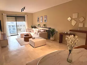 عقارات للإيجار - 2 غرف - بالدور 3