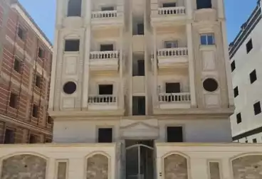 Apartments For sale - 3 rooms - floor 1