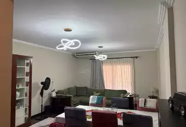 شقق مفروشة للبيع - 3 غرف - بالدور 3