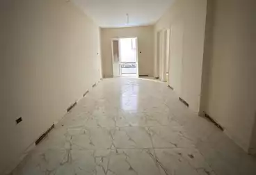 شقق للبيع - 3 غرف - بالدور 1