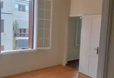 شقق للبيع - 6 غرف - بالدور 2