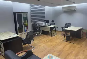 إداري للبيع - 2 غرف - بالدور 2