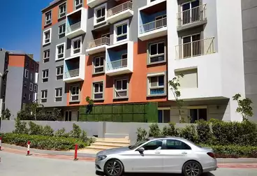 شقق مفروشة للبيع - 2 غرف - بالدور 5