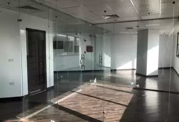 مكاتب للإيجار - 1 غرف - بالدور 2