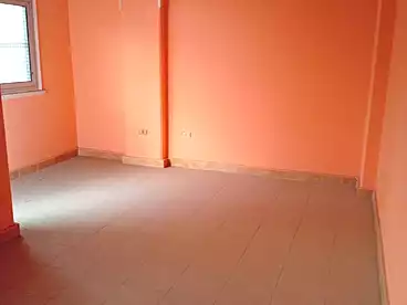 Building For sale - 3 rooms