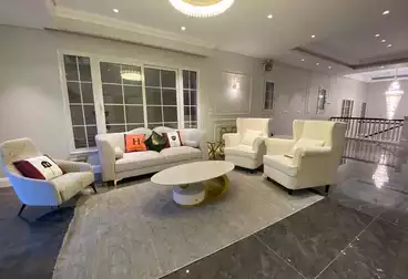 شقق للبيع - 4 غرف - بالدور 0