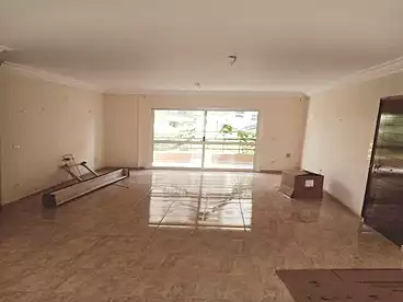 Apartments For sale - 3 rooms - floor 1