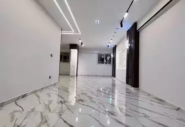 شقق للبيع - 3 غرف - بالدور 1