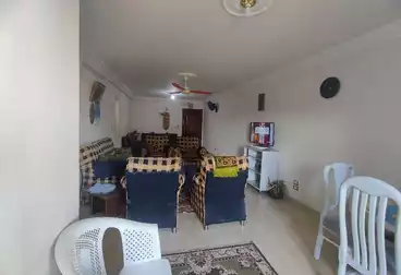 عقارات للبيع - 3 غرف - بالدور 15