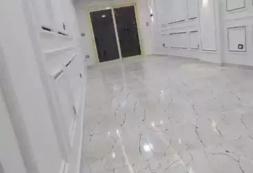 شقق للبيع - 3 غرف - بالدور 8