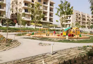 Apartment with Garden For sale - 3 rooms - floor 0