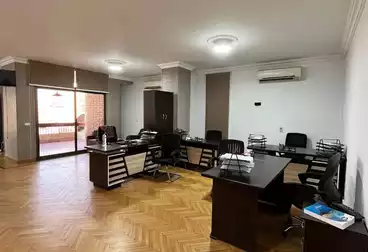 Administrative For rent - 4 rooms - floor 5