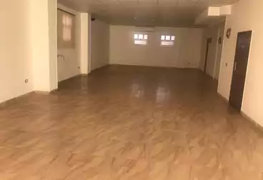 مكاتب للإيجار - 3 غرف - بالدور 8