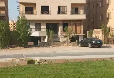 Apartment with Garden For sale - 3 rooms - floor 0